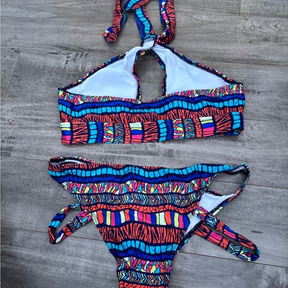 Colorful Patterned Bikini Set - Picture 3 of 3